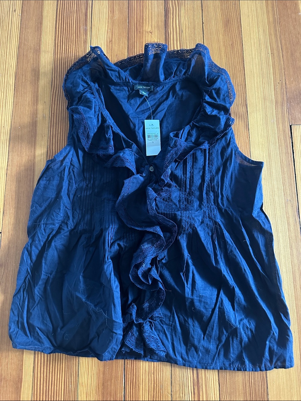 Ann Taylor Navy Ruffled Lace-Trim Sleeveless Camisole